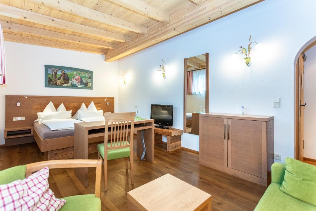 Brandstatthof Bed and Breakfast Leogang Exteriör bild