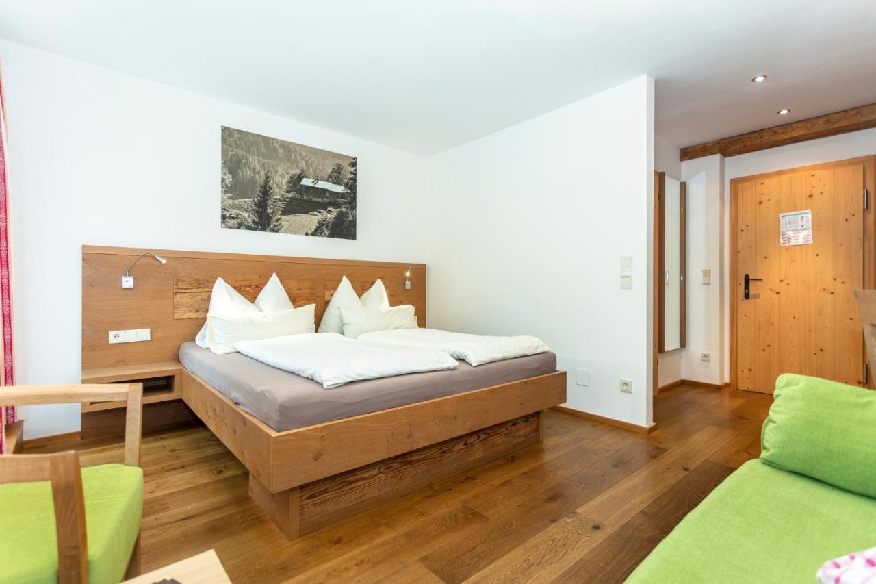Brandstatthof Bed and Breakfast Leogang Exteriör bild